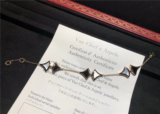 Elegant  Divas Dream 18K Gold Diamond Bracelet With Agate And White Shell