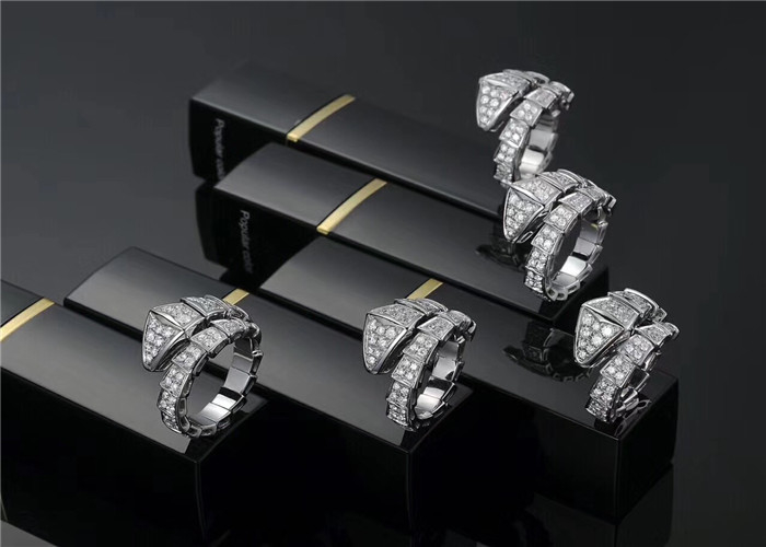  Serpenti 18K Gold Diamond Ring For Wedding Anniversary Party
