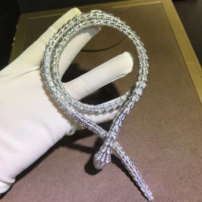 パリ 宝石 ブランド 18K 金 ダイヤモンド 宝石 宝石 形状 花 抽象 宝石 メーカー