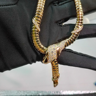 セルペンティ 18Kt 黄金のネックレス デミパヴェ ダイヤモンドとブラックオニックスアイ 18K 黄金の高級宝石