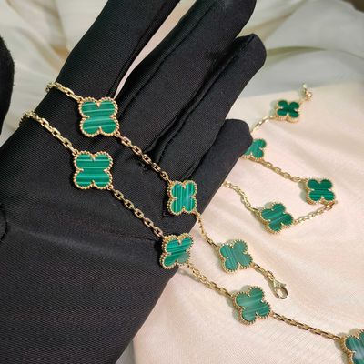 ヴィンテージカスタムジュエリー ベゼルセッティング ヴィンテージアルハンブラ ブレスレット、5モチーフ 18Kイエローゴールド